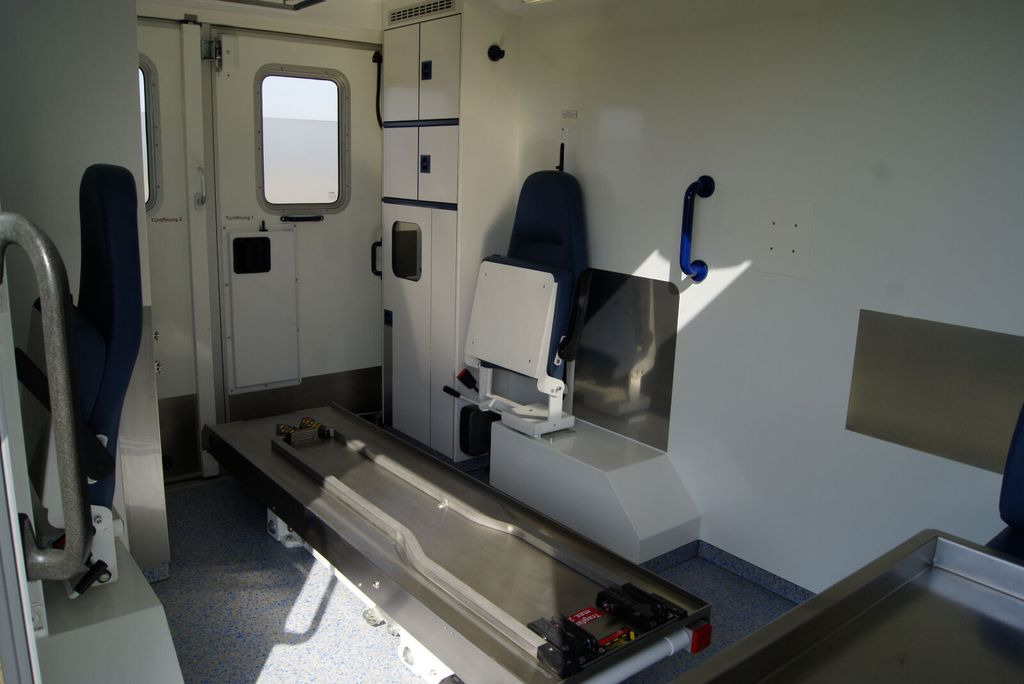 Ātrās palīdzības mašīna Mercedes-Benz Sprinter 519 // Mod. 2017 // 1 J Garantie // Mercedes-Benz Sprinter 519 // Mod. 2017 // 1 J Garantie //: foto 14 Ātrās palīdzības mašīna Mercedes-Benz Sprinter 519 // Mod. 2017 // 1 J Garantie // Mercedes-Benz Sprinter 519 // Mod. 2017 // 1 J Garantie //: foto 14