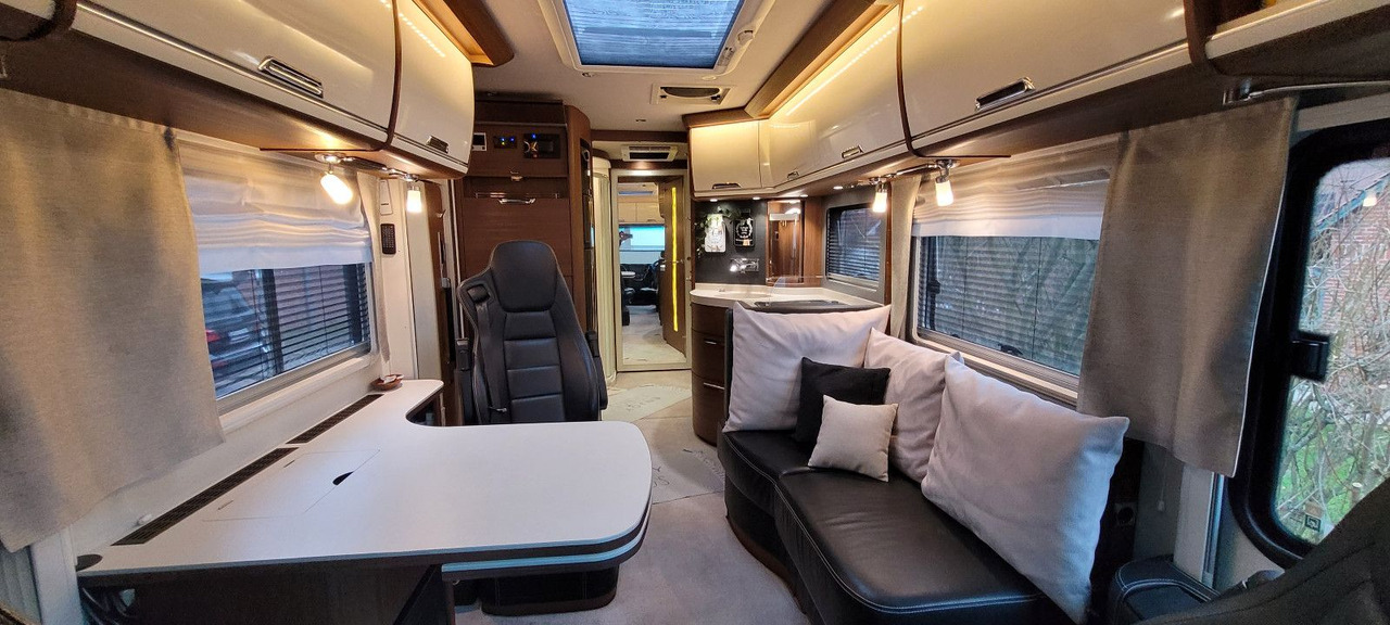 Integrēts kemperis Niesmann + Bischoff Flair 880 BE: foto 7