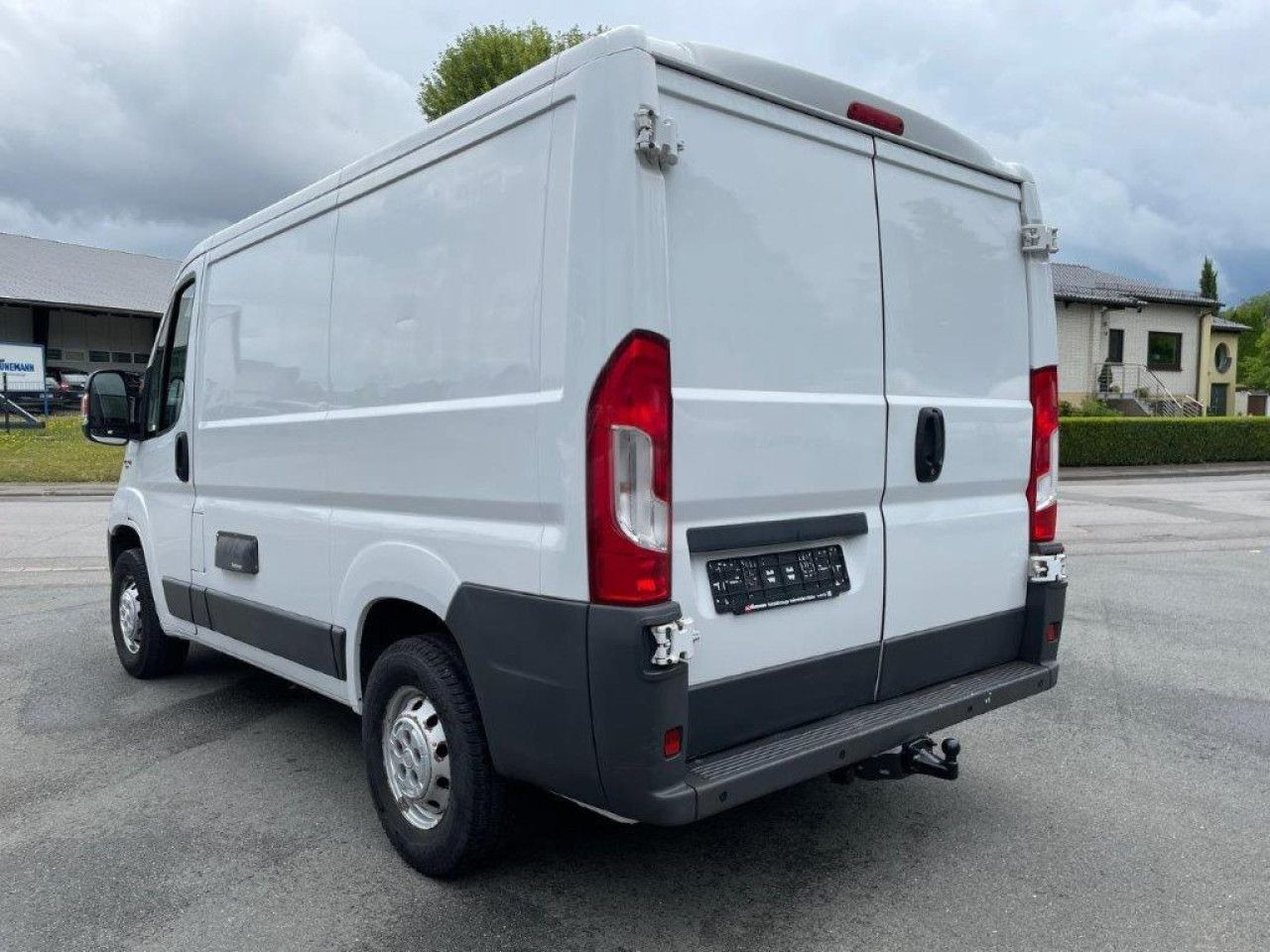 Fiat Ducato 30 130 M-Jet L1H1 Euro6 Klima AHK ZV - Mazs furgons: foto 4 Fiat Ducato 30 130 M-Jet L1H1 Euro6 Klima AHK ZV - Mazs furgons: foto 4