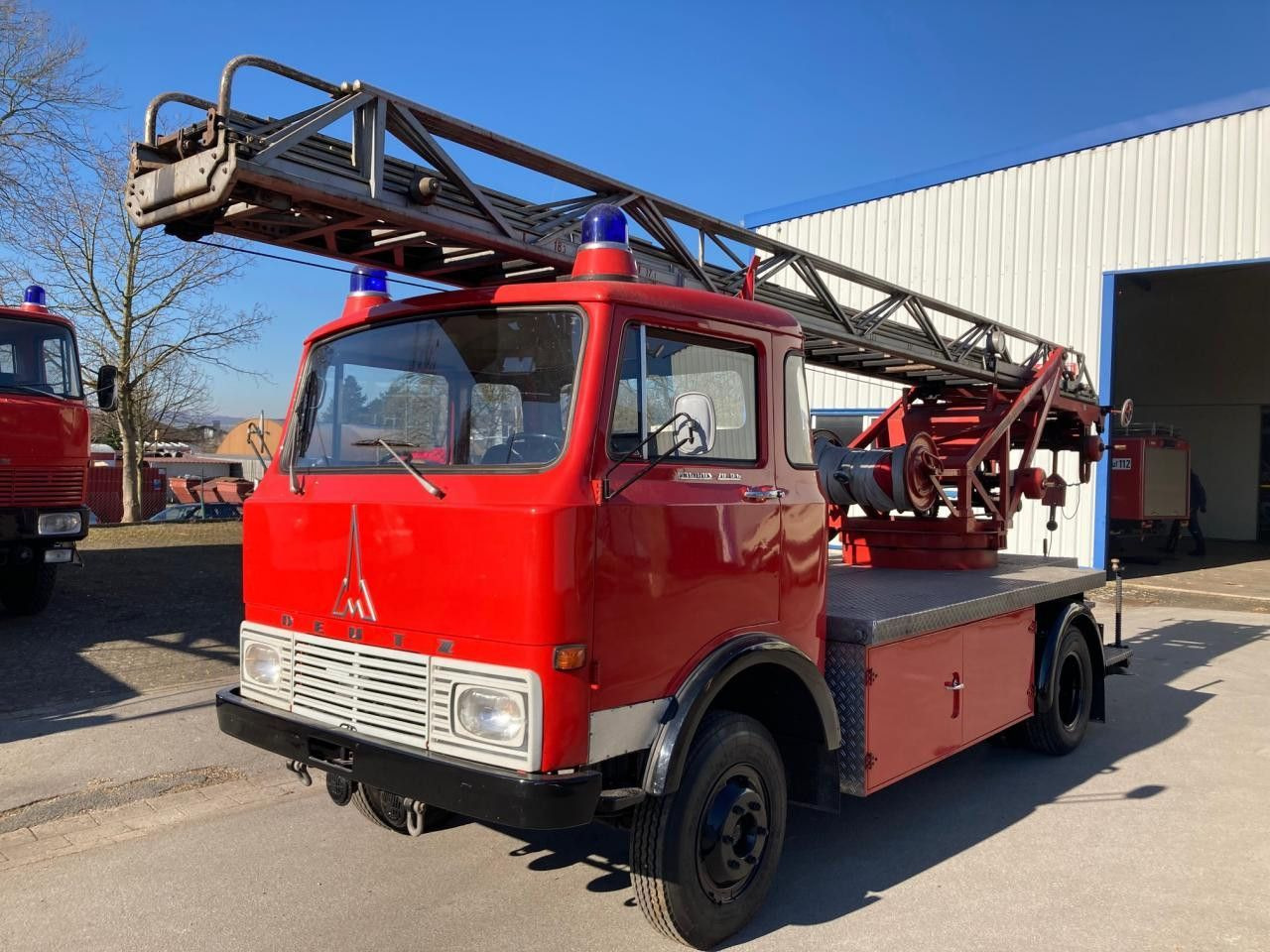 Magirus-Deutz K.H.D. 70D6F "Eicher" Magirus-Deutz K.H.D. 70D6F "Eicher" - Ugunsdzēsēju mašīna: foto 1 Magirus-Deutz K.H.D. 70D6F "Eicher" Magirus-Deutz K.H.D. 70D6F "Eicher" - Ugunsdzēsēju mašīna: foto 1