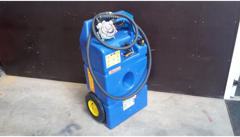 AD-BLUE trolley - Augstspiediena mazgātājs: foto 1 AD-BLUE trolley - Augstspiediena mazgātājs: foto 1