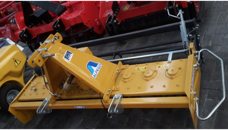 Alpego rotorkopeg - Vertikālā augsnes frēze: foto 1 Alpego rotorkopeg - Vertikālā augsnes frēze: foto 1