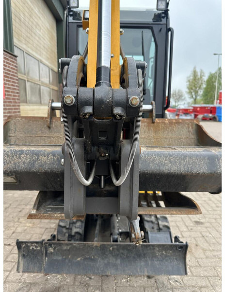 JCB 19 C-1 - Mini-ekskavators: foto 4 JCB 19 C-1 - Mini-ekskavators: foto 4
