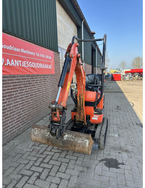 Kubota KOO8-3 - Mini-ekskavators: foto 5 Kubota KOO8-3 - Mini-ekskavators: foto 5