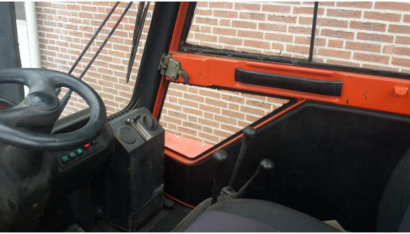 Linde heftruck - Dīzeļiekrāvējs: foto 4 Linde heftruck - Dīzeļiekrāvējs: foto 4