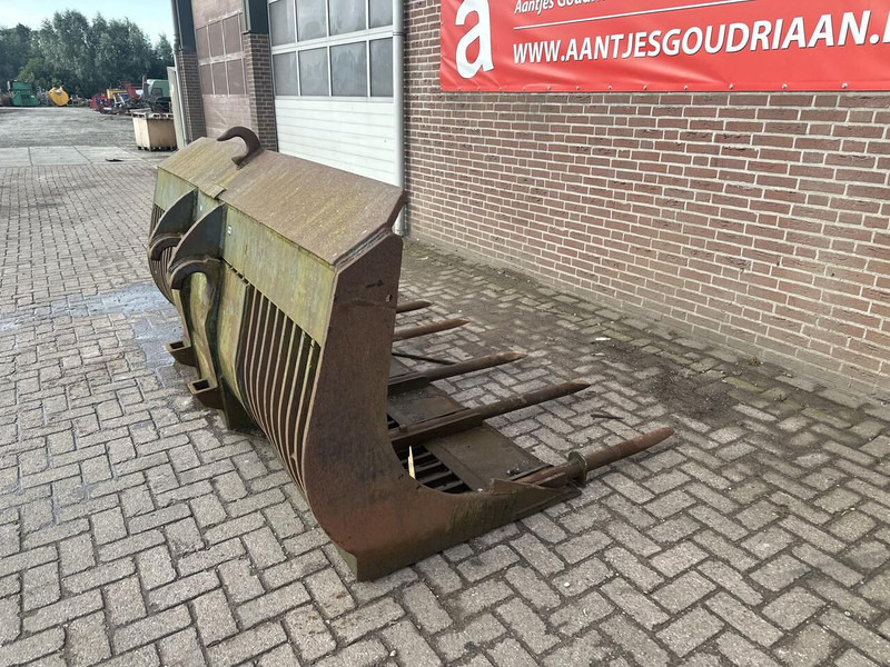 Onbekend - Augsnes apstrādes tehnika: foto 2 Onbekend - Augsnes apstrādes tehnika: foto 2