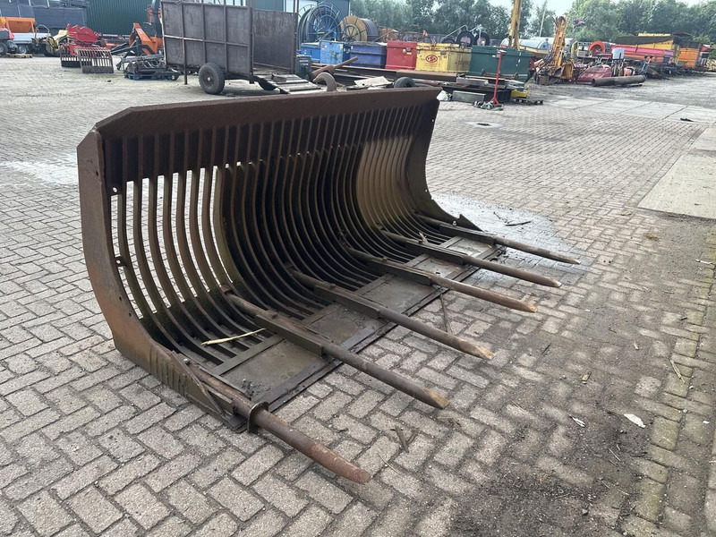 Onbekend - Augsnes apstrādes tehnika: foto 4 Onbekend - Augsnes apstrādes tehnika: foto 4