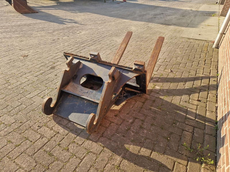 Onbekend - Dakšas - Iekraušanas tehnika: foto 3 Onbekend - Dakšas - Iekraušanas tehnika: foto 3