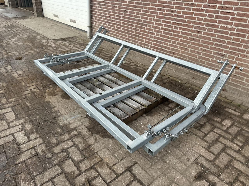 Onbekend - Virsbūve un ārpuse: foto 2 Onbekend - Virsbūve un ārpuse: foto 2