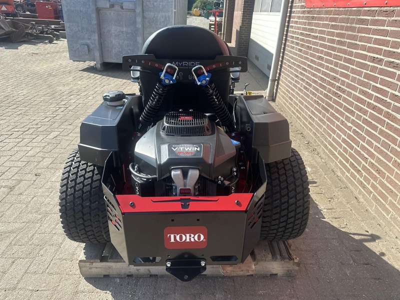 Toro TITAN XS 5450 zero turn - Zāles pļāvējs: foto 5 Toro TITAN XS 5450 zero turn - Zāles pļāvējs: foto 5