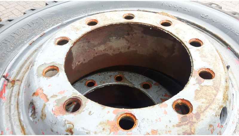 Vredenstein banden - Riepas un diski: foto 3 Vredenstein banden - Riepas un diski: foto 3