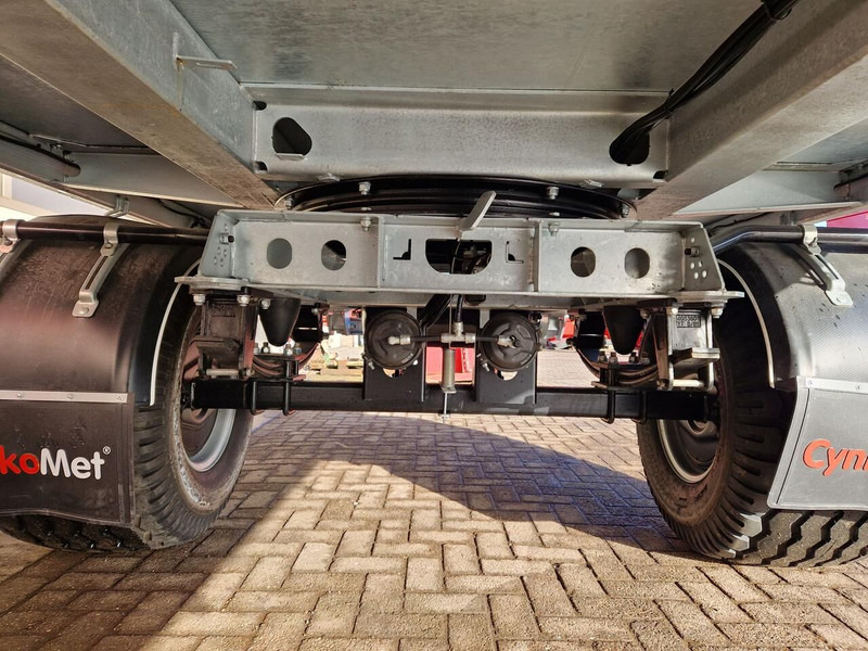 Balenwagen - Nieuw - Bortu piekabe/ Platforma: foto 5 Balenwagen - Nieuw - Bortu piekabe/ Platforma: foto 5