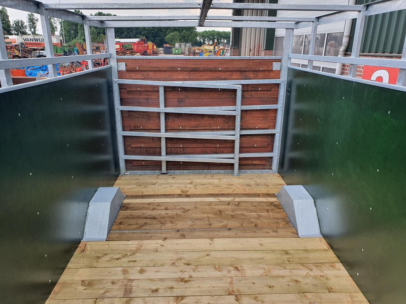 Veewagen voor 6 a 7 koeien - Lauksaimniecības piekabe: foto 5 Veewagen voor 6 a 7 koeien - Lauksaimniecības piekabe: foto 5