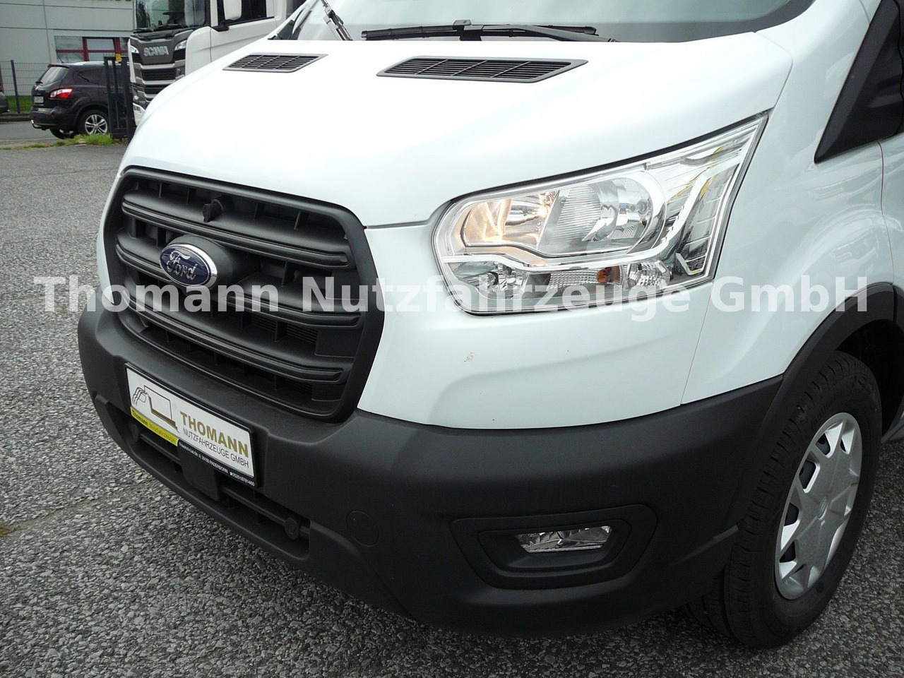 Jaunā Automašīna ar kravas platformu Ford Transit Pritsche Doppelkabine Ford Transit Pritsche Doppelkabine: foto 22