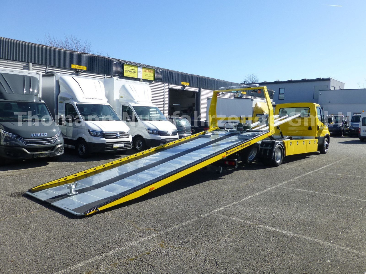 Iveco DAILY 72C18 Schiebeplateu Luftfed Navi - Auto evakuators: foto 5 Iveco DAILY 72C18 Schiebeplateu Luftfed Navi - Auto evakuators: foto 5