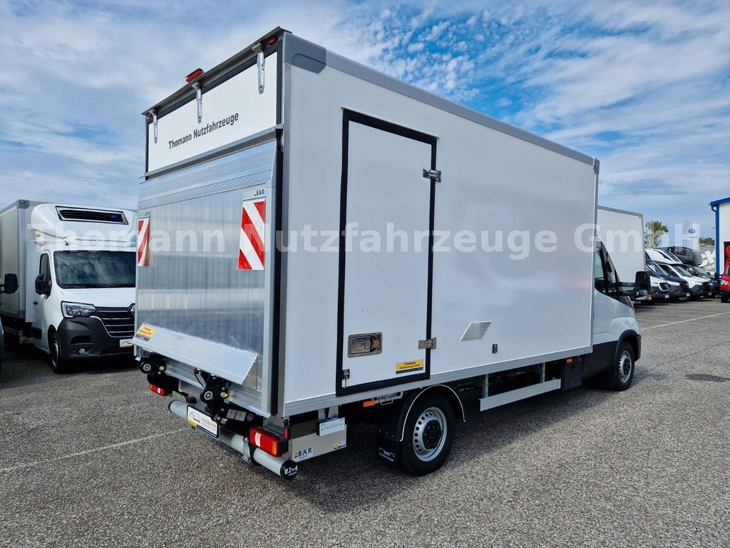 Iveco Daily 35S18 Kühlkoffer LBW BÄR Xarios 300 GH Iveco Daily 35S18 Kühlkoffer LBW BÄR Xarios 300 GH - Komercauto refrižerators: foto 4 Iveco Daily 35S18 Kühlkoffer LBW BÄR Xarios 300 GH Iveco Daily 35S18 Kühlkoffer LBW BÄR Xarios 300 GH - Komercauto refrižerators: foto 4