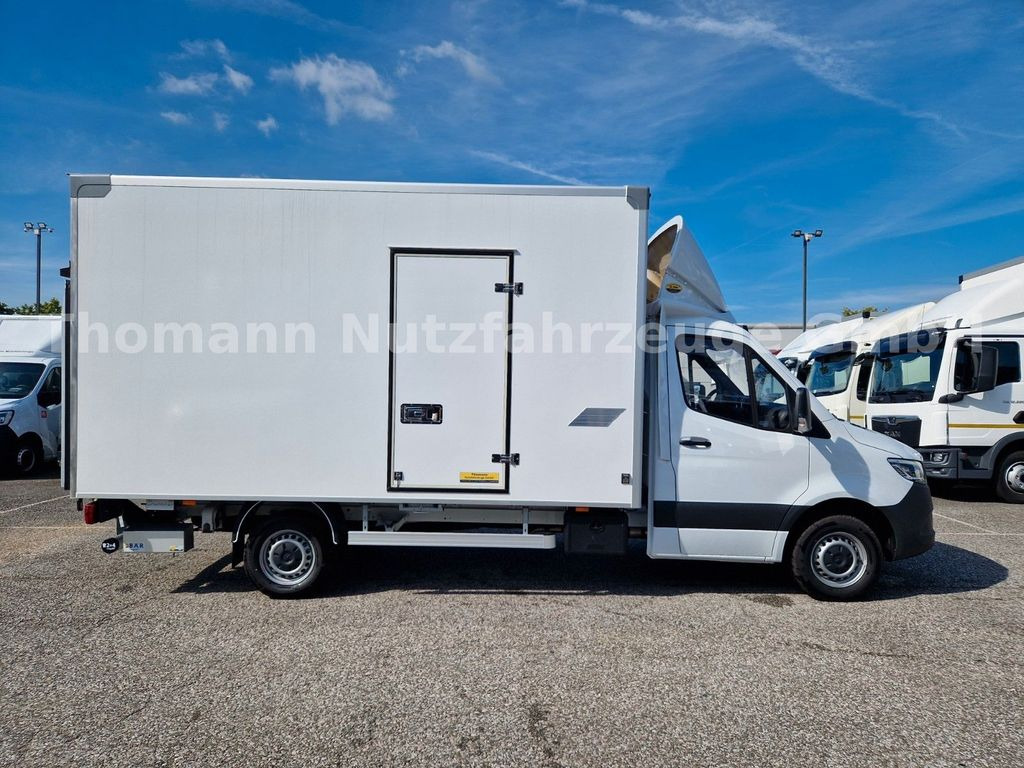 Mercedes-Benz Sprinter 319 CDI Koffer LBW Seiten Tür - Furgons ar slēgtā virsbūve: foto 1 Mercedes-Benz Sprinter 319 CDI Koffer LBW Seiten Tür - Furgons ar slēgtā virsbūve: foto 1