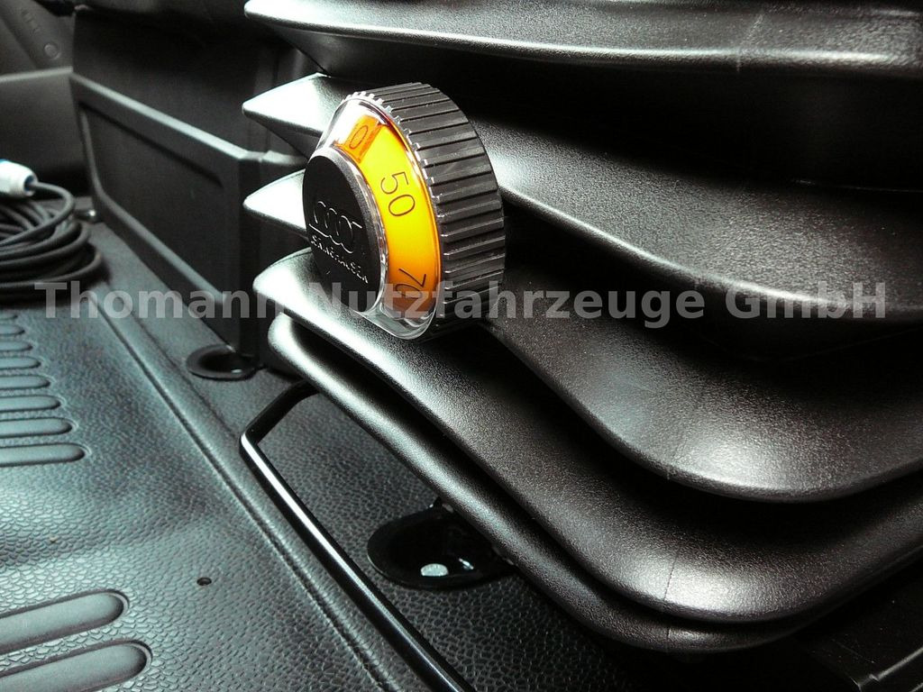 Jaunā Komercauto refrižerators Renault Master Kühlkoffer mit LBW Xarios 300 GH: foto 28 Jaunā Komercauto refrižerators Renault Master Kühlkoffer mit LBW Xarios 300 GH: foto 28