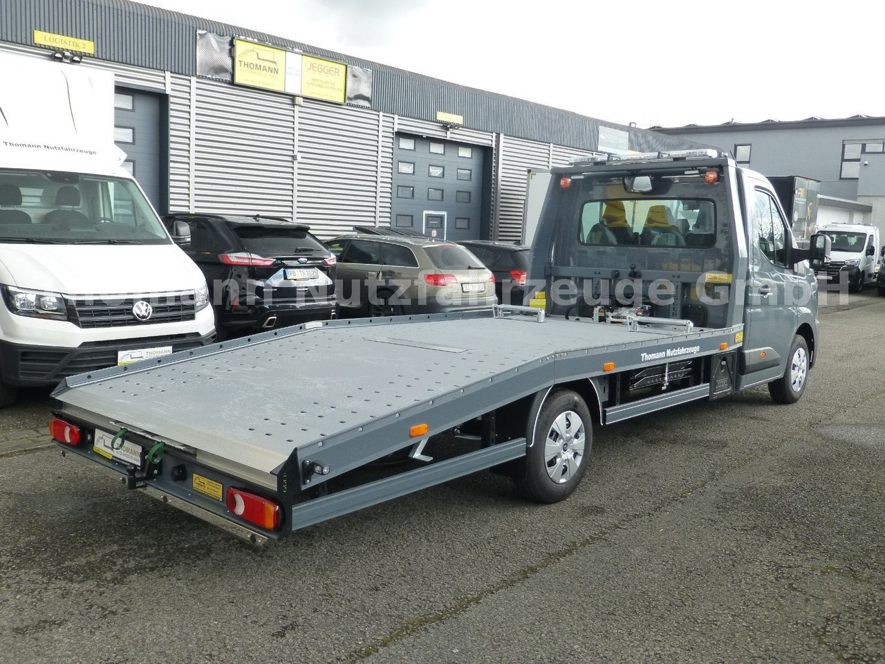 Renault NEW Master 2025 Autotransporter NAVI Luft Fed. - Auto evakuators: foto 4 Renault NEW Master 2025 Autotransporter NAVI Luft Fed. - Auto evakuators: foto 4