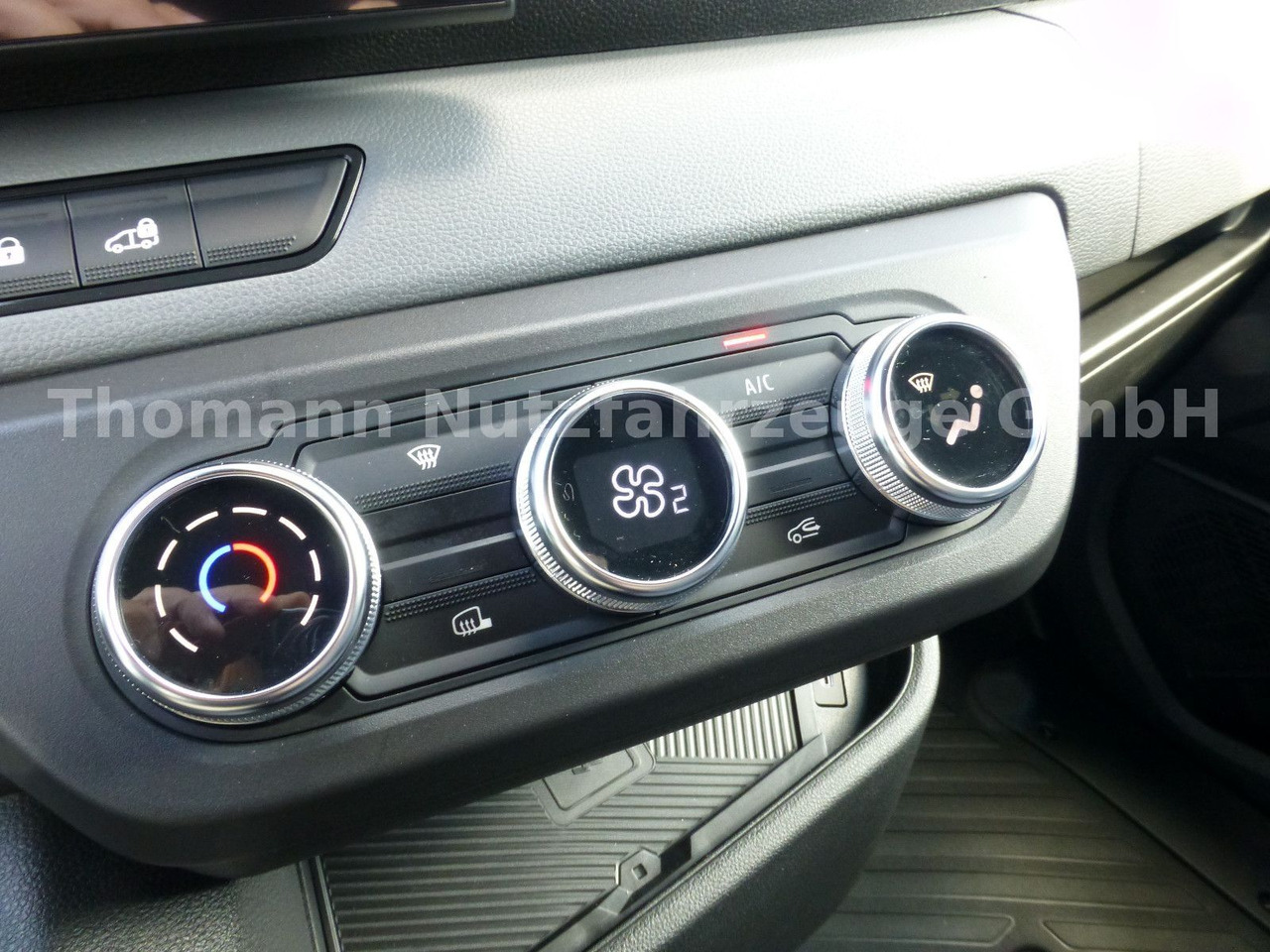 Komercauto refrižerators Renault NEW Master Kühlkastenwagen Xarios 300 GH: foto 21