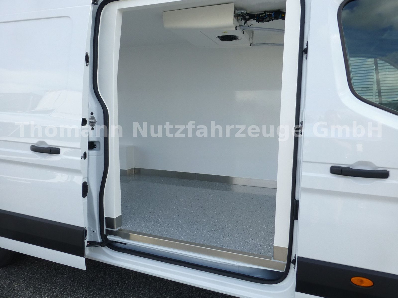 Komercauto refrižerators Renault NEW Master Kühlkastenwagen Xarios 300 GH: foto 17