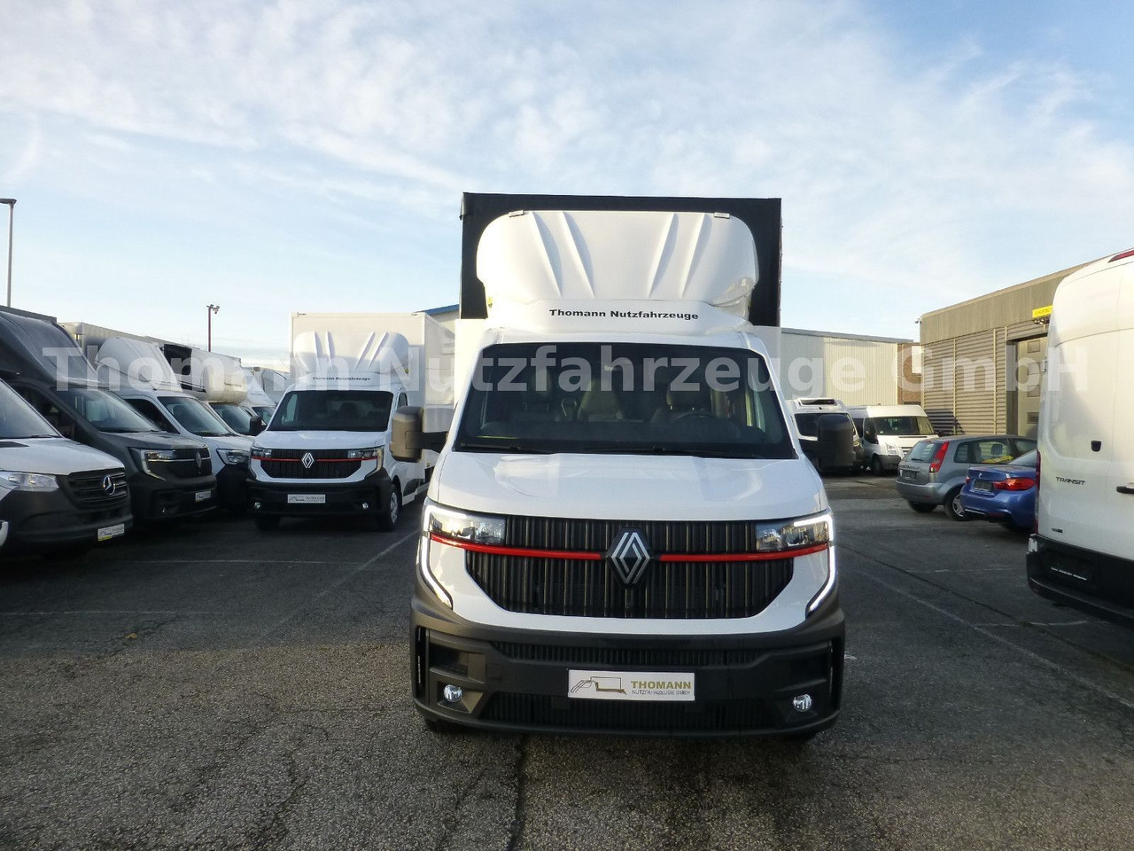 Renault NEW Master Pritsche Plane Vollalu - Furgons ar tentu: foto 3 Renault NEW Master Pritsche Plane Vollalu - Furgons ar tentu: foto 3