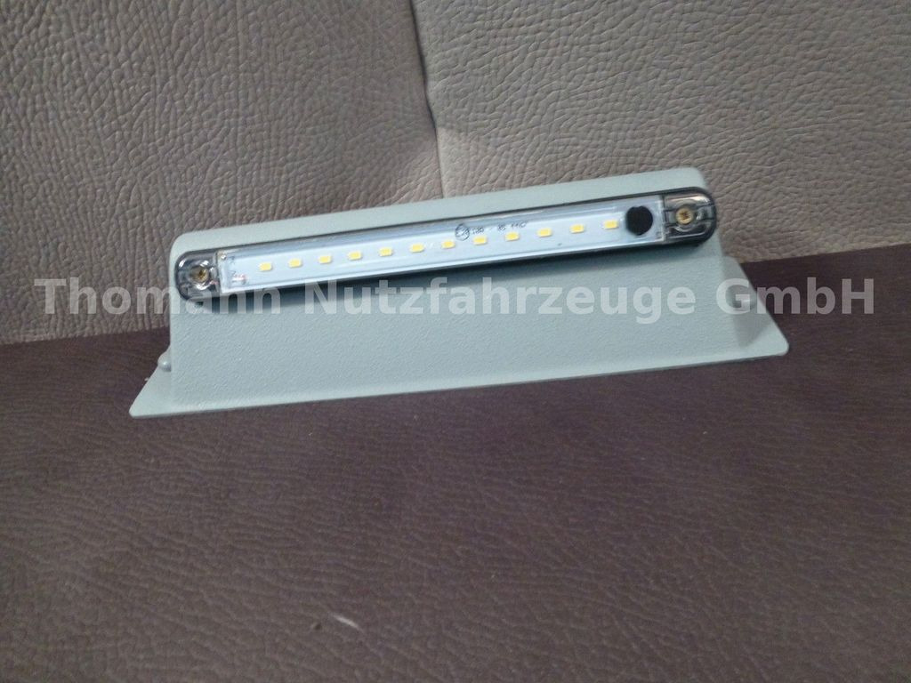 Jaunā Furgons ar tentu Renault Pritsche Plane mit Schlafkabine hinten: foto 20