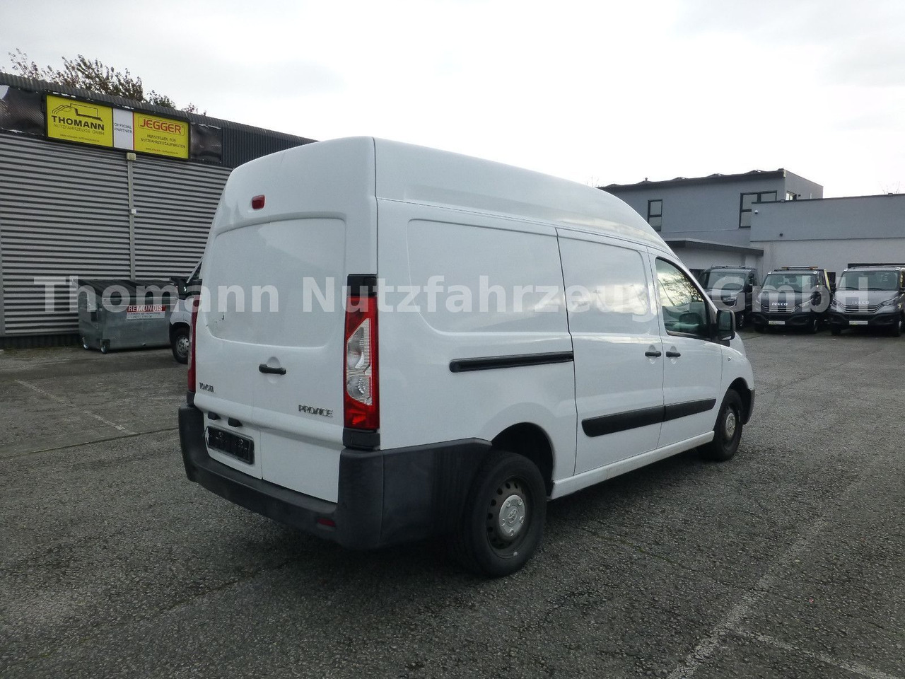 Toyota PROACE 2.0d L2H2 Klima Standheizung - Mazs furgons: foto 5 Toyota PROACE 2.0d L2H2 Klima Standheizung - Mazs furgons: foto 5