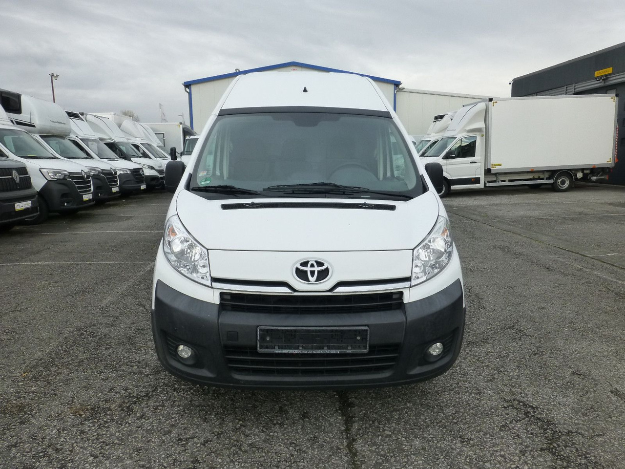 Toyota PROACE 2.0d L2H2 Klima Standheizung - Mazs furgons: foto 3 Toyota PROACE 2.0d L2H2 Klima Standheizung - Mazs furgons: foto 3