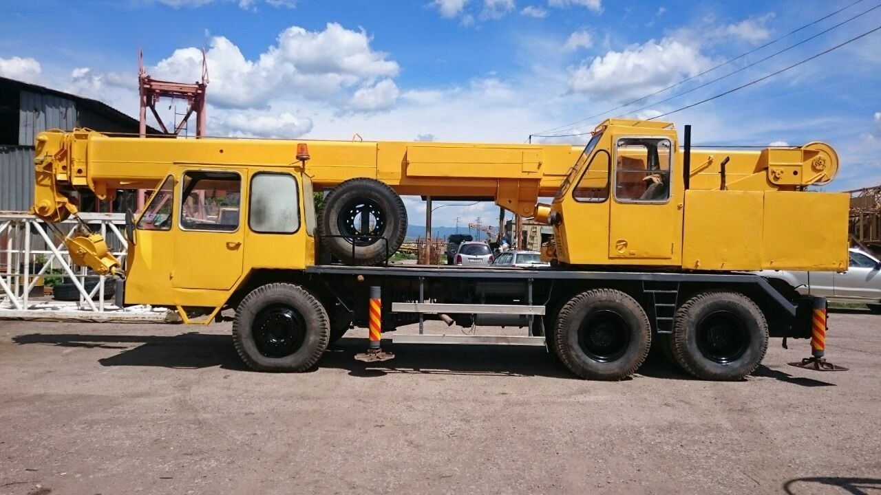 Liebherr LTM 1020 - Autoceltnis: foto 2 Liebherr LTM 1020 - Autoceltnis: foto 2