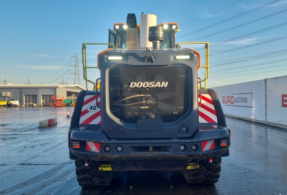 DOOSAN DL 320-7 - Riteņu iekrāvējs: foto 4 DOOSAN DL 320-7 - Riteņu iekrāvējs: foto 4