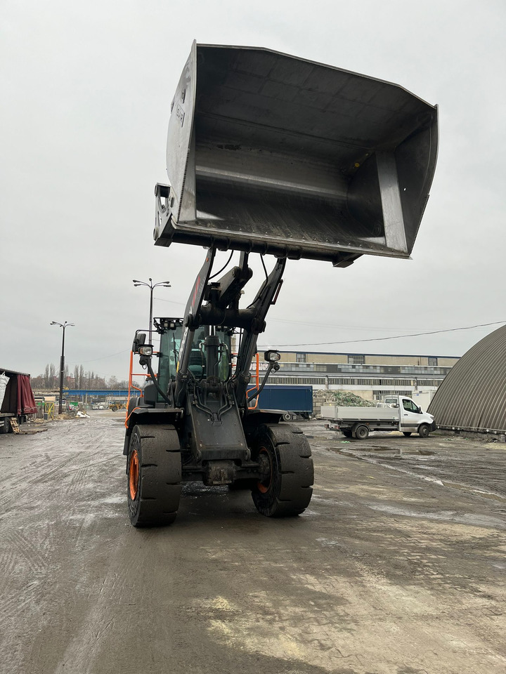 DOOSAN DL320-7 - Riteņu iekrāvējs: foto 5 DOOSAN DL320-7 - Riteņu iekrāvējs: foto 5