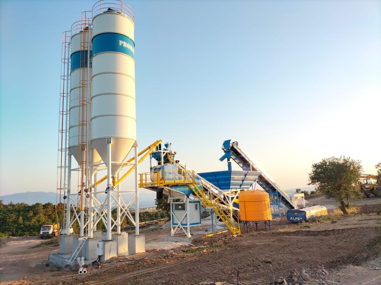 Promax Mobile Concrete Batching Plant PROMAX M60-SNG (60m3/h) - Betona rūpnīca: foto 3 Promax Mobile Concrete Batching Plant PROMAX M60-SNG (60m3/h) - Betona rūpnīca: foto 3