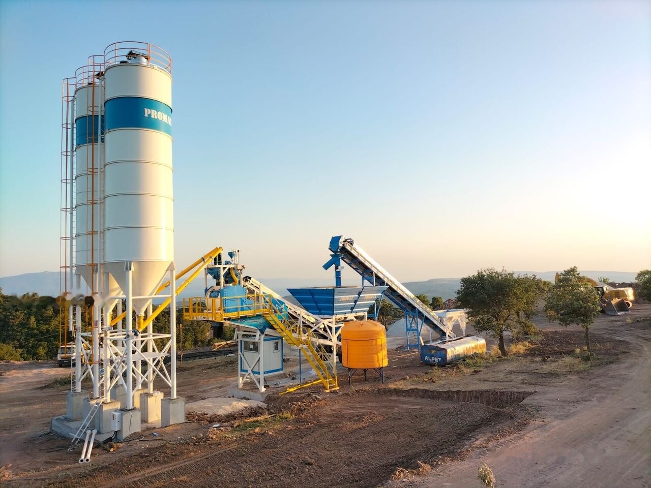 Promax Mobile Concrete Batching Plant PROMAX M60-SNG (60m3/h) - Betona rūpnīca: foto 5 Promax Mobile Concrete Batching Plant PROMAX M60-SNG (60m3/h) - Betona rūpnīca: foto 5