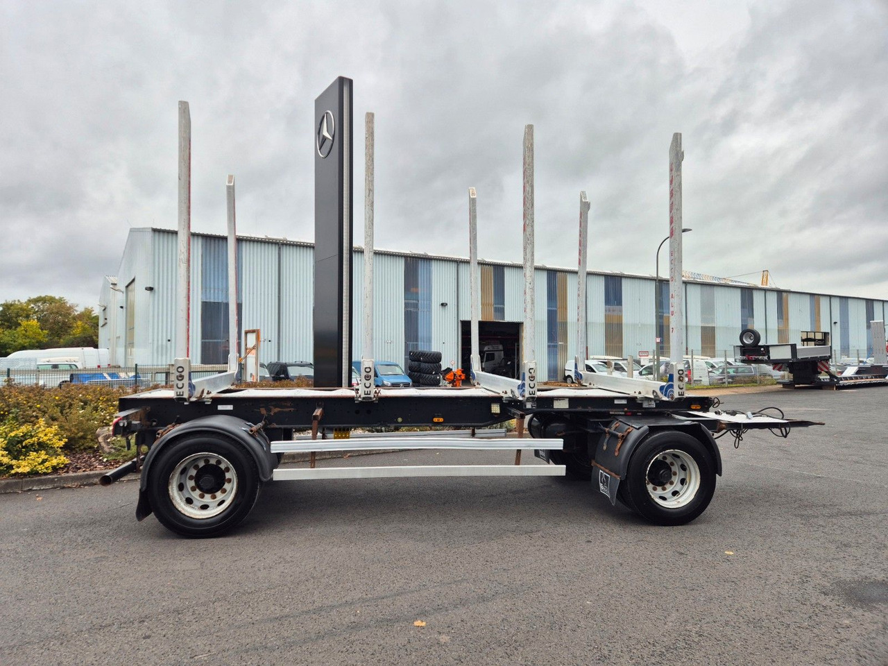 Befa 2S24LZ63 Kurzholzanhänger - Kokvedēja piekabe: foto 4 Befa 2S24LZ63 Kurzholzanhänger - Kokvedēja piekabe: foto 4