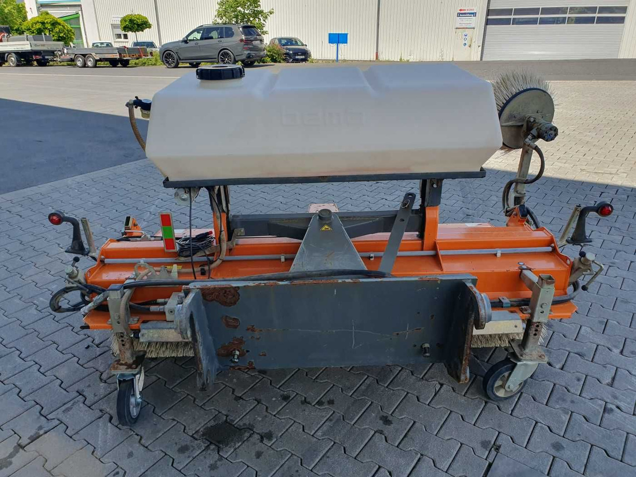 Bema 25 Dual Kehrmaschine / 2.050 mm / 2020 - Birste: foto 4 Bema 25 Dual Kehrmaschine / 2.050 mm / 2020 - Birste: foto 4
