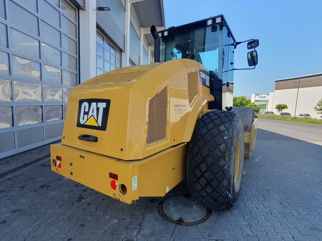 CAT CS66B Walzenzug / 2017 / nur 630h! / Klima - Vibrorullis: foto 3 CAT CS66B Walzenzug / 2017 / nur 630h! / Klima - Vibrorullis: foto 3