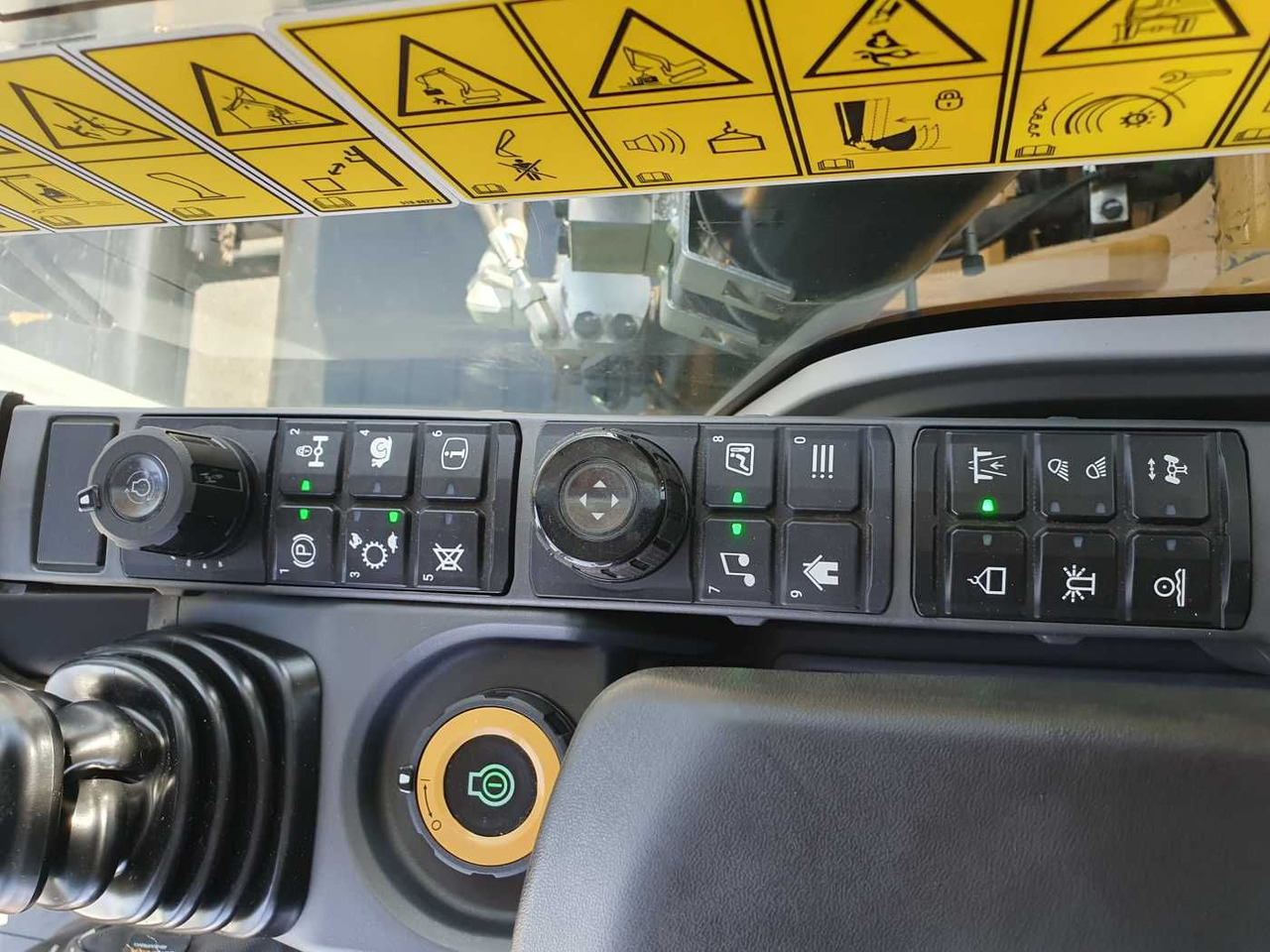 Riteņu ekskavators CAT M318 / 2022 / nur 286h! / Tieflöffel / Pratzen: foto 12