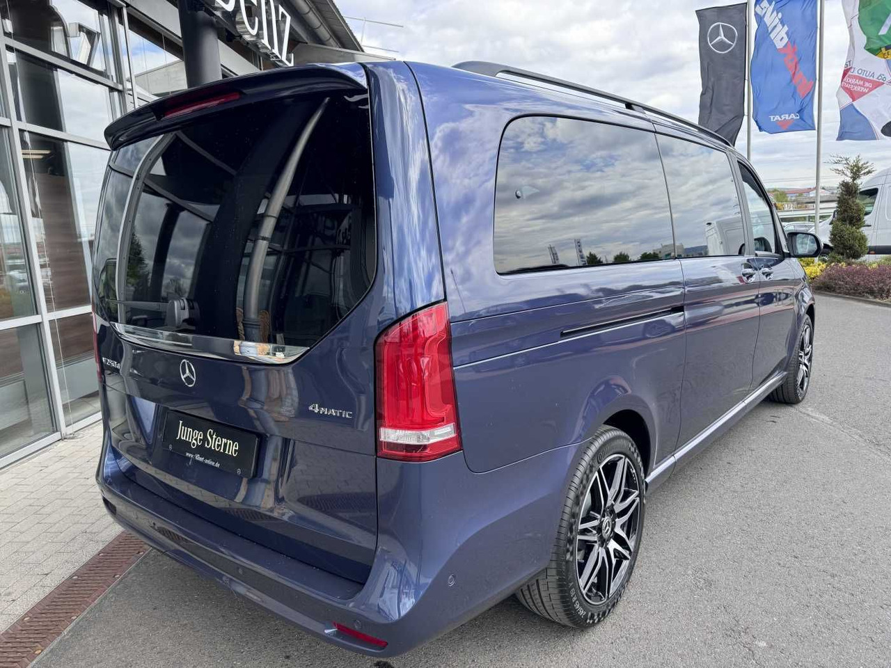 Mercedes-Benz V 250 d EDITION 4MATIC AMG DISTRONIC AHK Tisch - Citas iekārtas: foto 4 Mercedes-Benz V 250 d EDITION 4MATIC AMG DISTRONIC AHK Tisch - Citas iekārtas: foto 4