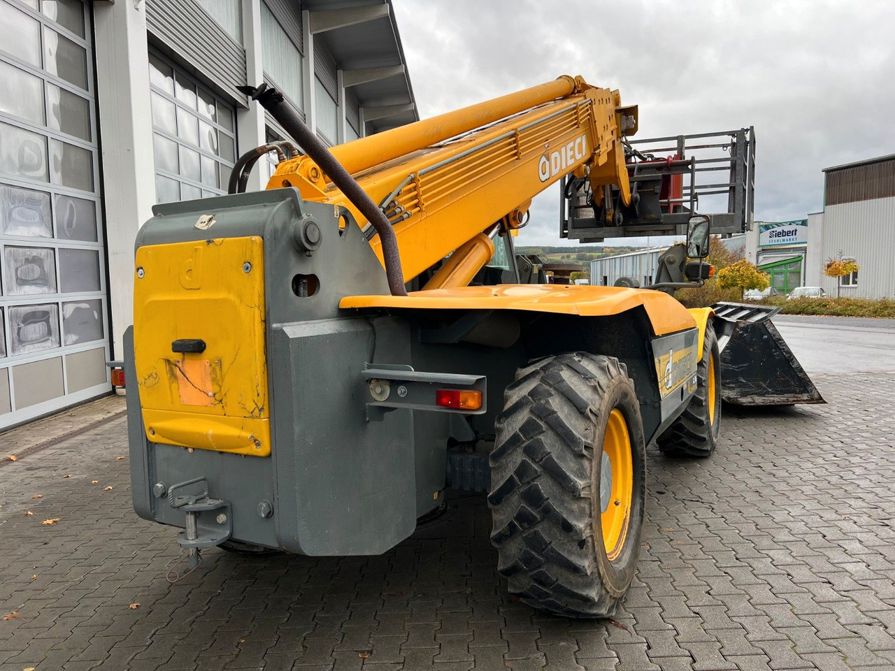 Dieci Icarus 40.16 ET 166 / 4.238 h / 2003 - Riteņu iekrāvējs: foto 4 Dieci Icarus 40.16 ET 166 / 4.238 h / 2003 - Riteņu iekrāvējs: foto 4