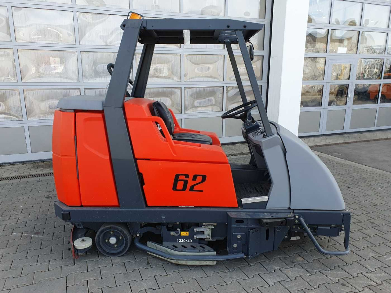 Hako Scrubmaster B310 R CL / nur 418h! / 2016 - Grīdas mazgāšanas iekārta: foto 2 Hako Scrubmaster B310 R CL / nur 418h! / 2016 - Grīdas mazgāšanas iekārta: foto 2