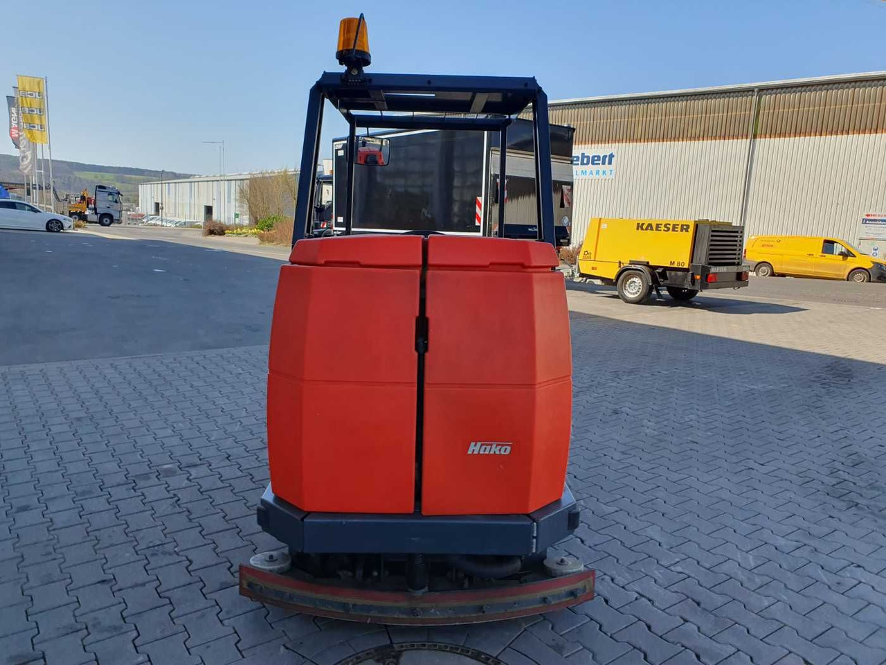 Hakomatic B 1100 / nur 704h! / 2006 - Grīdas mazgāšanas iekārta: foto 5 Hakomatic B 1100 / nur 704h! / 2006 - Grīdas mazgāšanas iekārta: foto 5