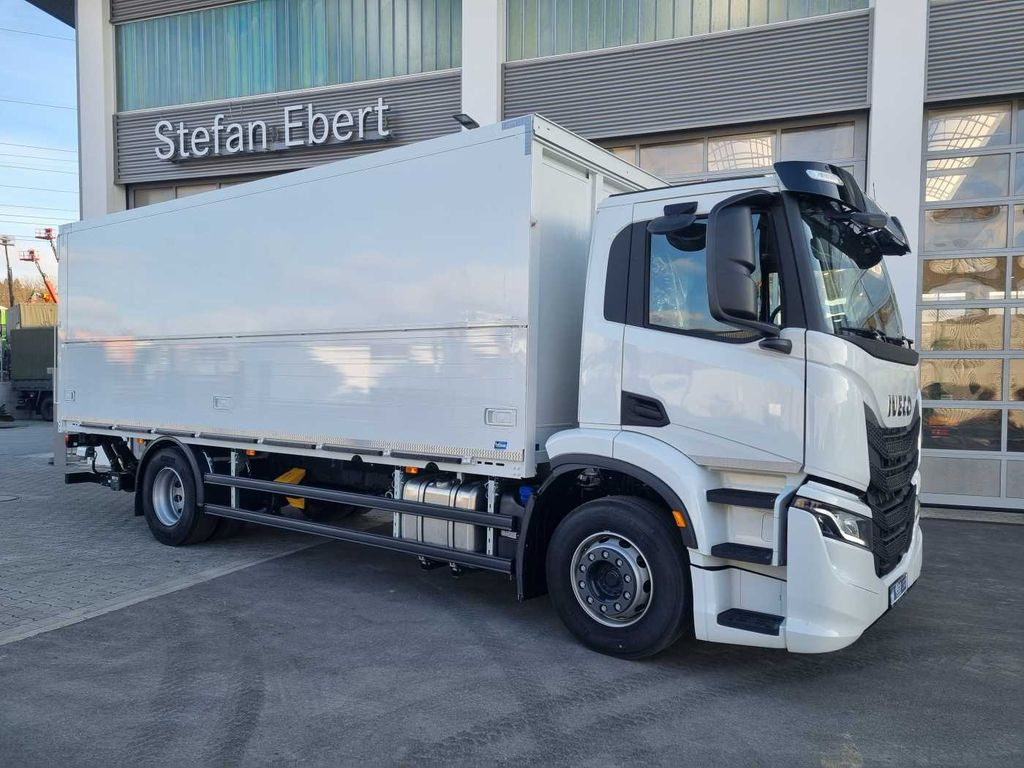 Iveco AD190S40/FP Böse Schwenkwandkoffer + LBW 2x AHK - Kravas automašīna dzērienu pārvadāšanai: foto 3 Iveco AD190S40/FP Böse Schwenkwandkoffer + LBW 2x AHK - Kravas automašīna dzērienu pārvadāšanai: foto 3