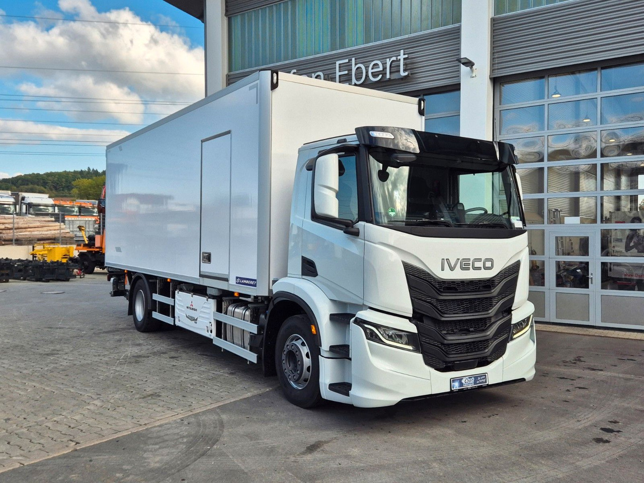 Iveco AD190S40/FP Lamberet Mitsubishi LBW Tür AHK - Kravas automašīna refrižerators: foto 2 Iveco AD190S40/FP Lamberet Mitsubishi LBW Tür AHK - Kravas automašīna refrižerators: foto 2