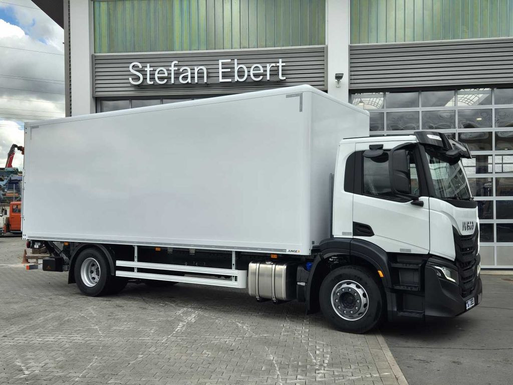 Iveco AD190S40/P 4x2 Ladebordwand 2.000kg Navi ACC - Kravas automašīna ar slēgto virsbūvi: foto 3 Iveco AD190S40/P 4x2 Ladebordwand 2.000kg Navi ACC - Kravas automašīna ar slēgto virsbūvi: foto 3
