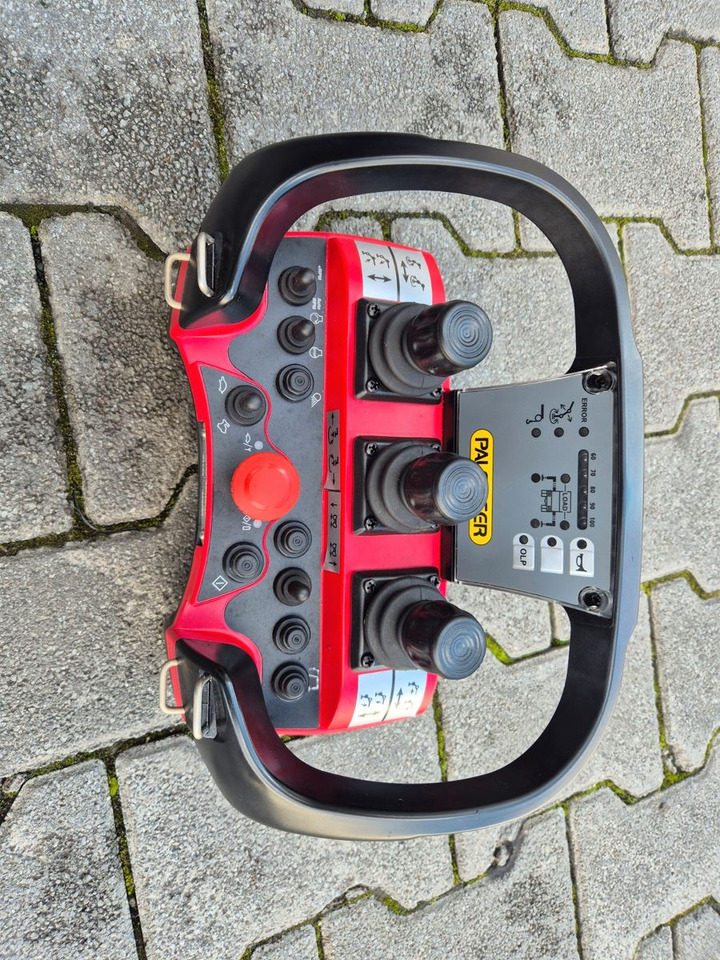 Kravas automašīna pašizgāzējs, Kravas auto ar manipulatoru Iveco AD200X46/P HR OFF Palfinger PK 12.501 Funk AHK: foto 17 Kravas automašīna pašizgāzējs, Kravas auto ar manipulatoru Iveco AD200X46/P HR OFF Palfinger PK 12.501 Funk AHK: foto 17