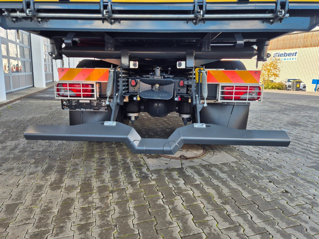 Kravas automašīna pašizgāzējs, Kravas auto ar manipulatoru Iveco AD200X46/P HR OFF Palfinger PK 12.501 Funk AHK: foto 11 Kravas automašīna pašizgāzējs, Kravas auto ar manipulatoru Iveco AD200X46/P HR OFF Palfinger PK 12.501 Funk AHK: foto 11