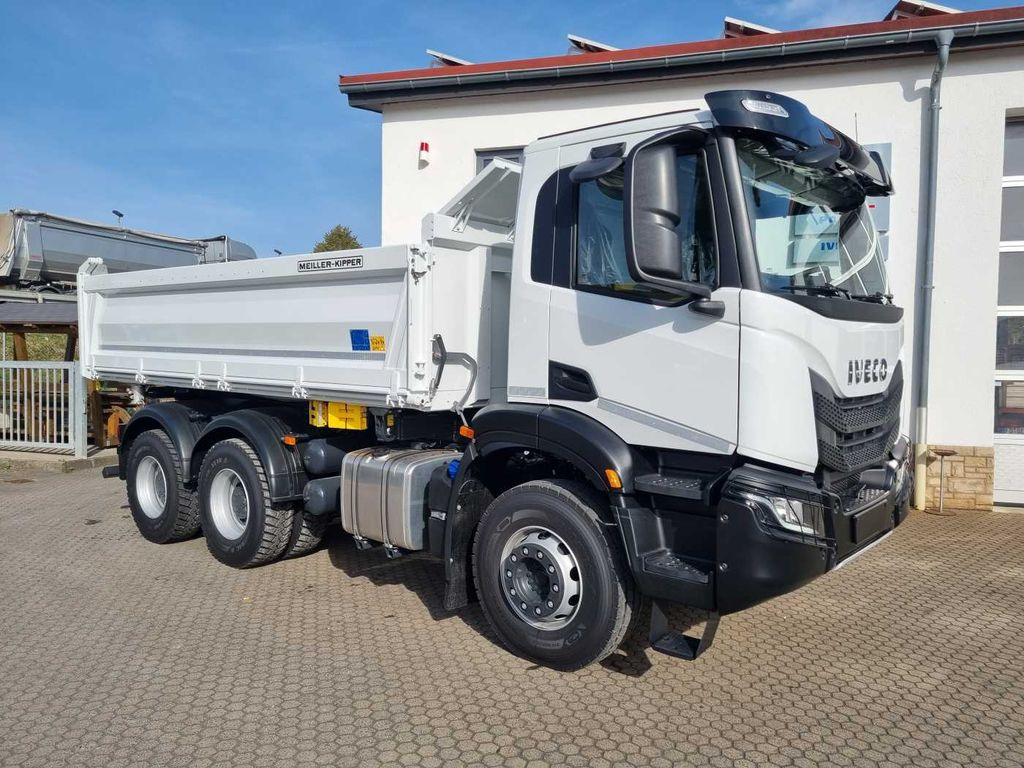 Iveco AD300X48Z HR OFF 6x4 Meiller-Kipper + Bordmatik  - Kravas automašīna pašizgāzējs: foto 5 Iveco AD300X48Z HR OFF 6x4 Meiller-Kipper + Bordmatik  - Kravas automašīna pašizgāzējs: foto 5