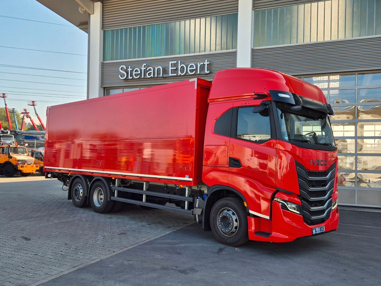 Iveco AS260S50Y/FS Schwenkwand LBW 2xAHK CAM Intarder - Kravas automašīna dzērienu pārvadāšanai: foto 4 Iveco AS260S50Y/FS Schwenkwand LBW 2xAHK CAM Intarder - Kravas automašīna dzērienu pārvadāšanai: foto 4