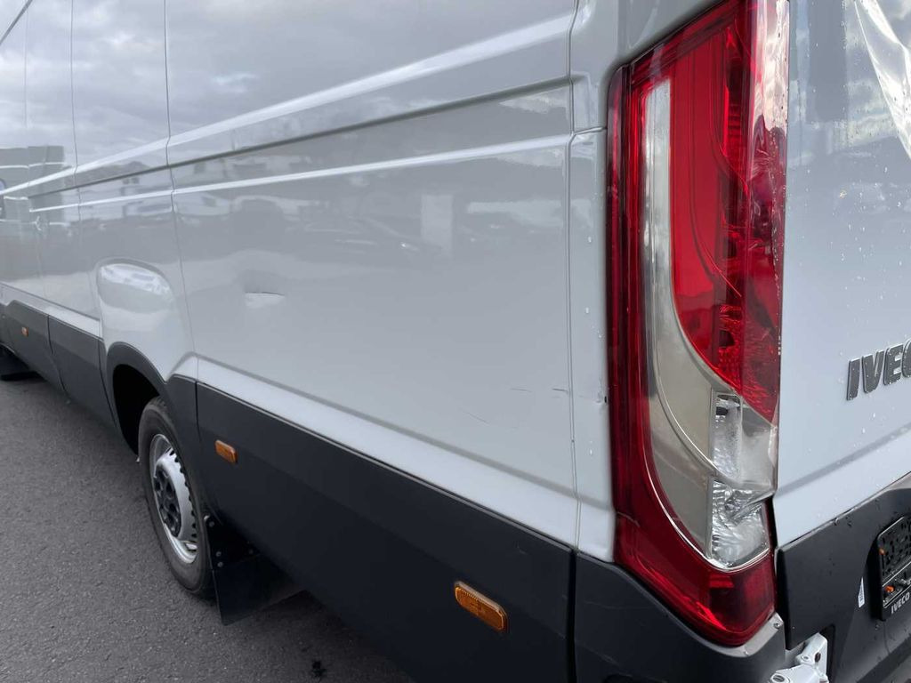 Iveco Daily 35 S 16 A8 V *Klima*Automatik*L4.100mm* - Kravas mikroautobuss: foto 5 Iveco Daily 35 S 16 A8 V *Klima*Automatik*L4.100mm* - Kravas mikroautobuss: foto 5